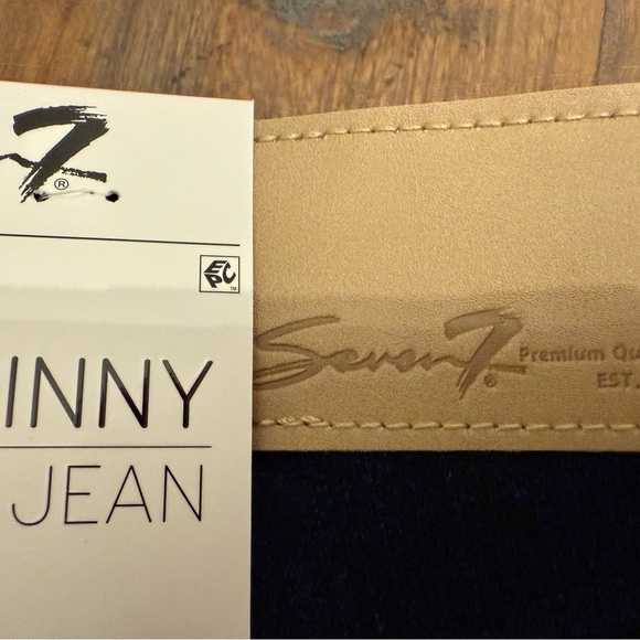 Seven7 high rise skinny woman jeans size 6  NEW WITH TAGS. - Picture 5 of 5